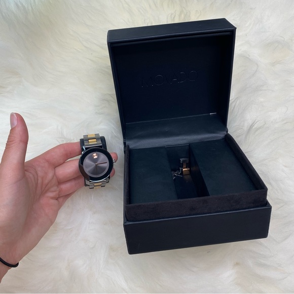 MOVADO Bold womens watch stainless steel. Designer watch - Picture 4 of 17